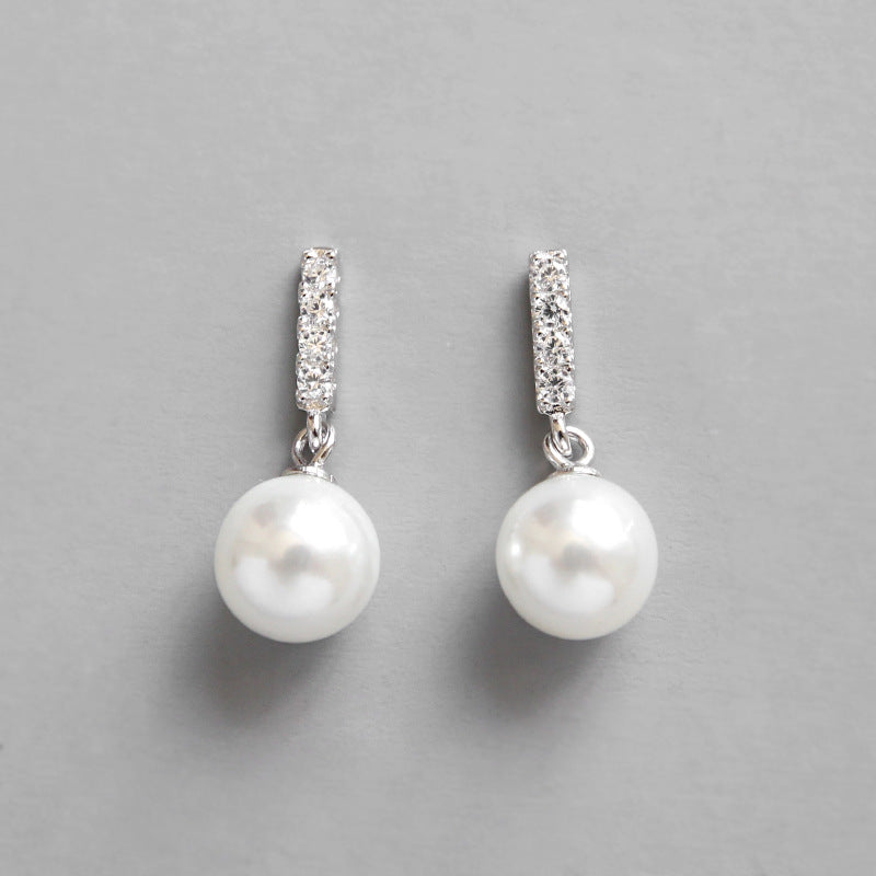 Dangle Pearl Earrings