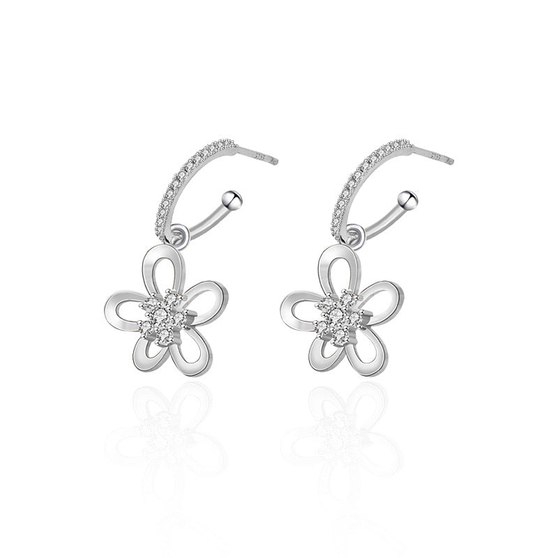 Dangling Flower Earrings