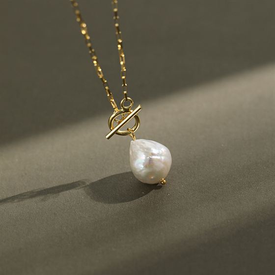 Baroque Pearl Necklace